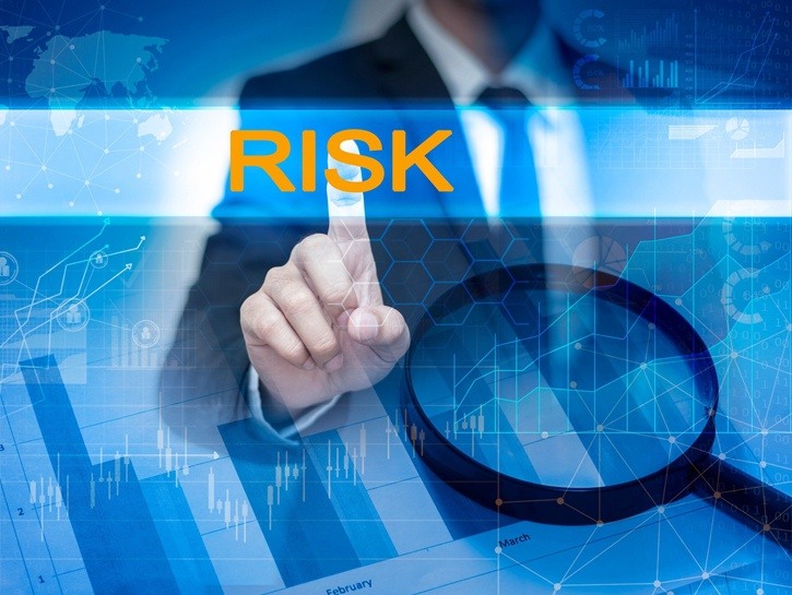 10 Offshoring Risks and How ECLARO Tackles Them